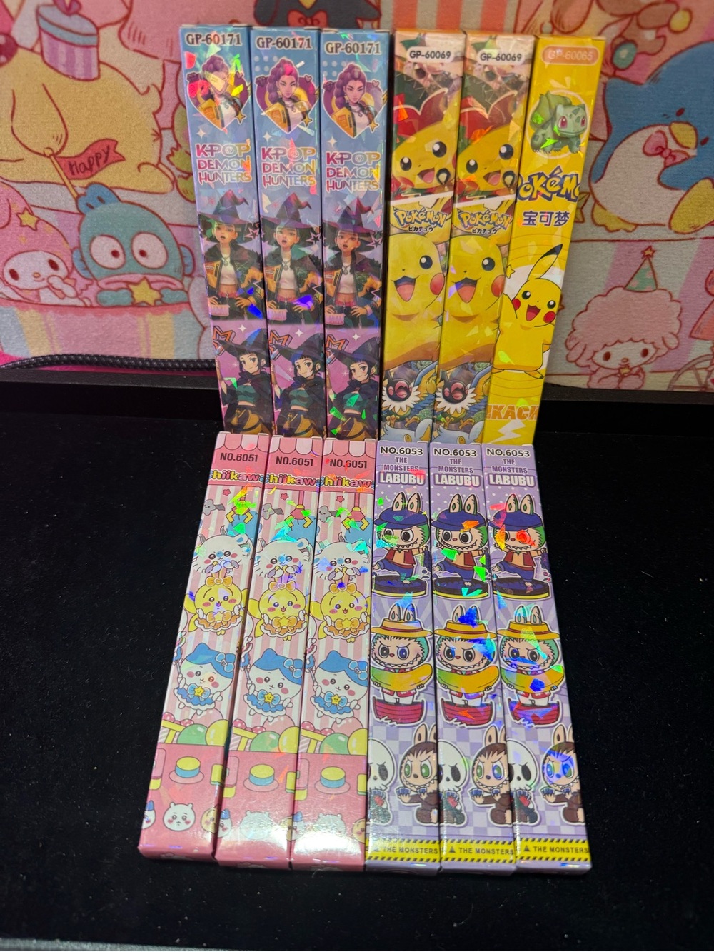 Bundle of 12 blind box pens kpop demon hunter, pokemon, ichiikawa, labubu